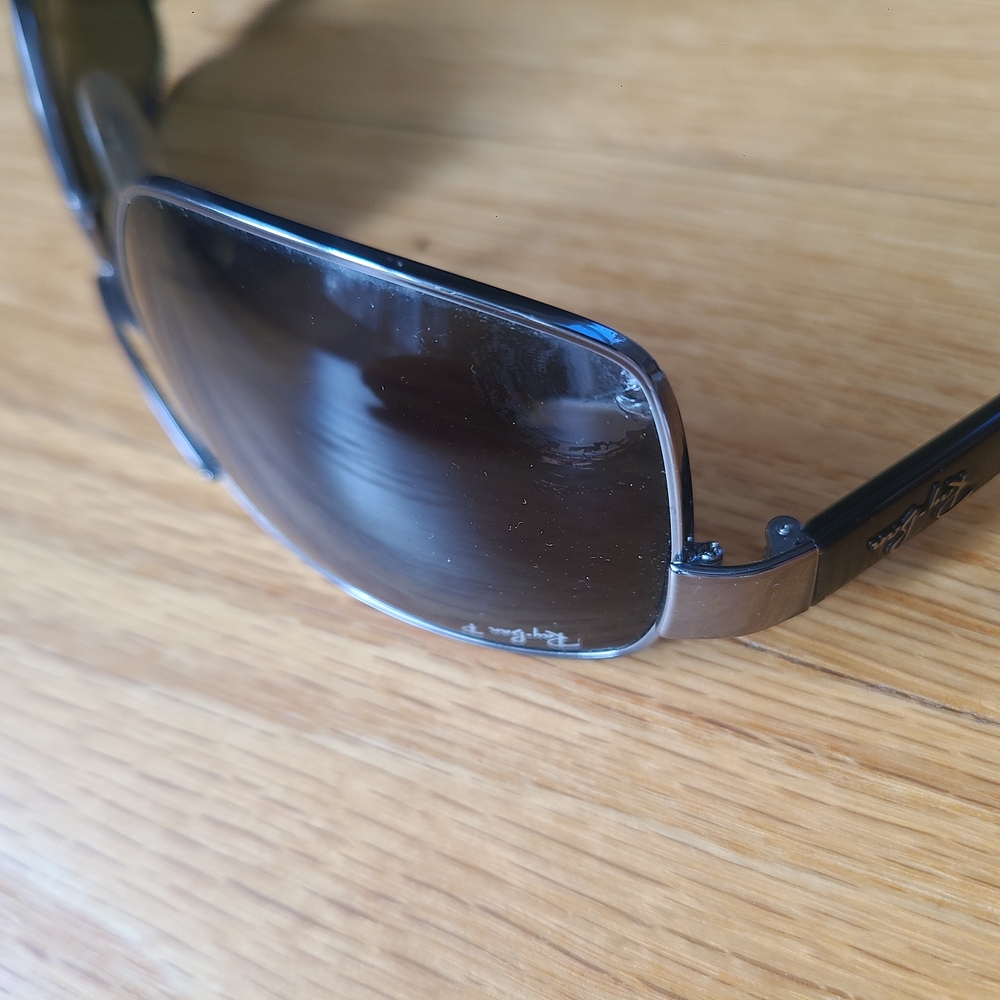 Ray-Ban Aviator Sunglasses - Picture 2 of 8